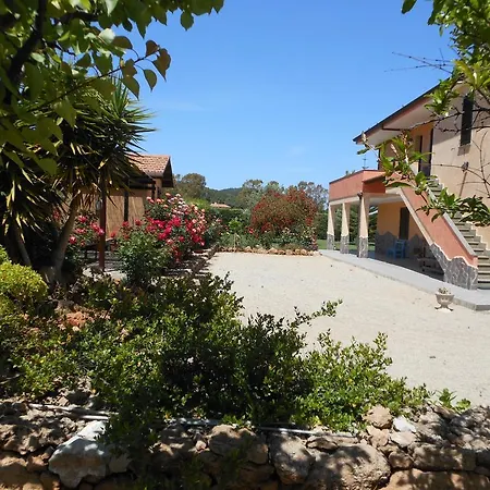 Le Camelie 3* Альгеро